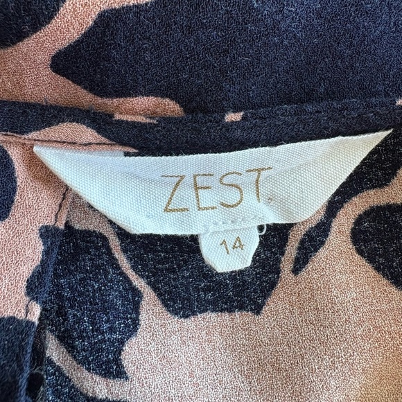 Zest Abstract Print Ruffle Sleeve Blouse | Size 14 - Picture 6 of 7